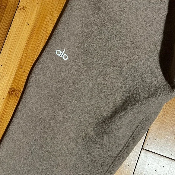 ALO Yoga Polar Fleece Jogger in Gravel Anthracite Size S - Picture 6 of 16